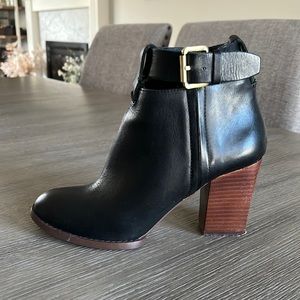 Report Signature “Marlah” booties